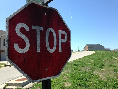 バーボン蒸留所のせいで家がカビだらけに、米ケンタッキー州