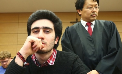 偽ニュース拡散でFBを提訴、シリア難民が起こした裁判始まる 独