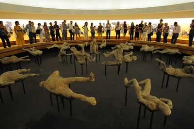 修復作業進む世界遺産のポンペイ遺跡 イタリア