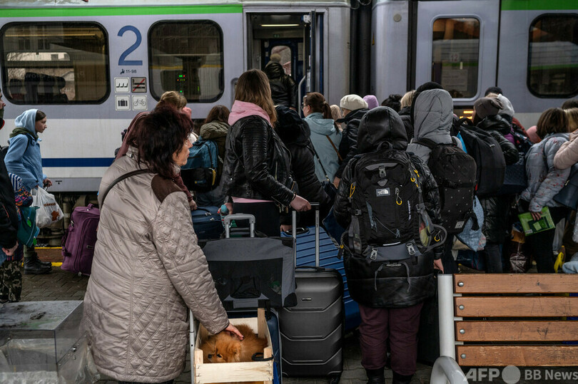 ウクライナ難民、413万人超に 国連