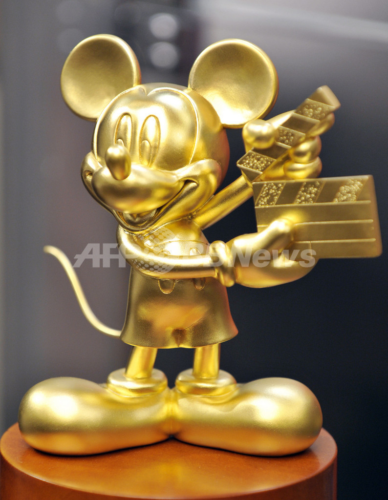 重さ1キロの黄金のミッキー マウス像をプレゼント Dvd発売キャンペーンで 写真6枚 国際ニュース Afpbb News