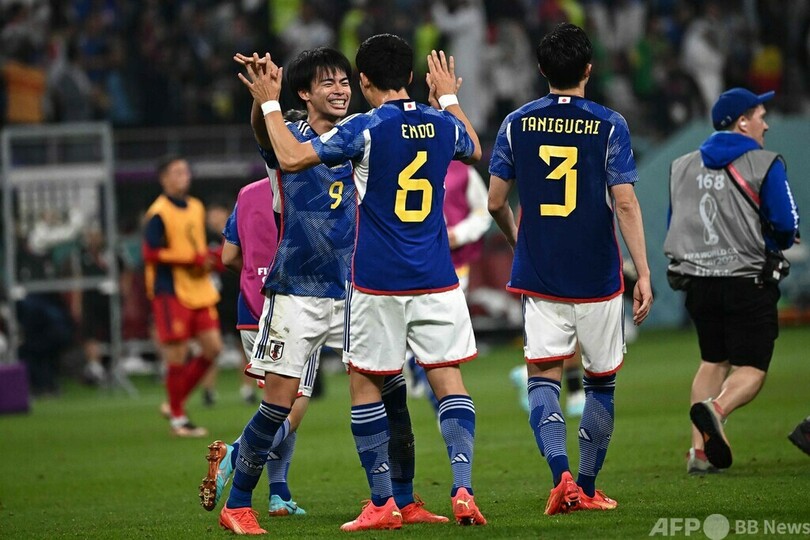 ドイツ、スペイン撃破で16強 歓喜する日本代表 カタールW杯