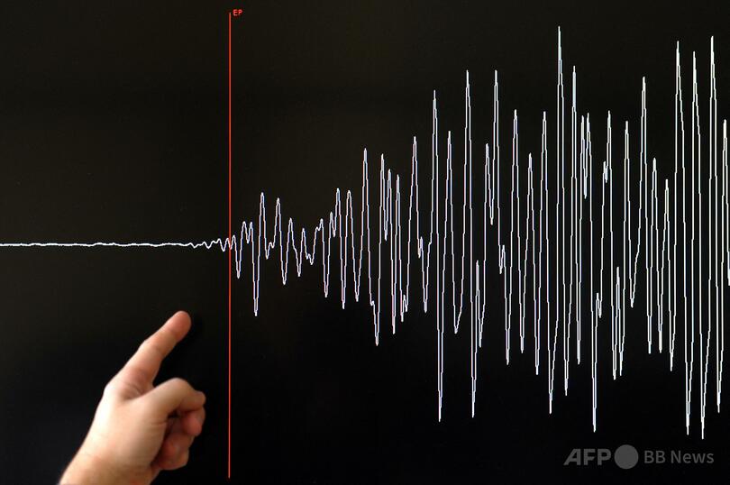 インドネシア東部でM6.3の地震 津波の恐れなし