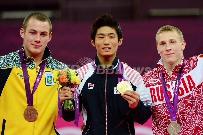 梁鶴善が男子種目別跳馬で金メダルを獲得