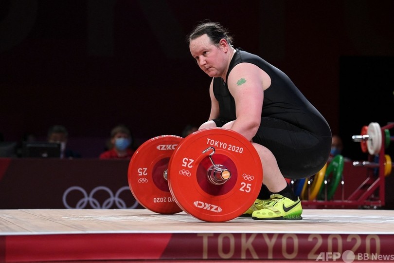 トランスジェンダー選手、史上初の五輪出場 重量挙げNZ代表