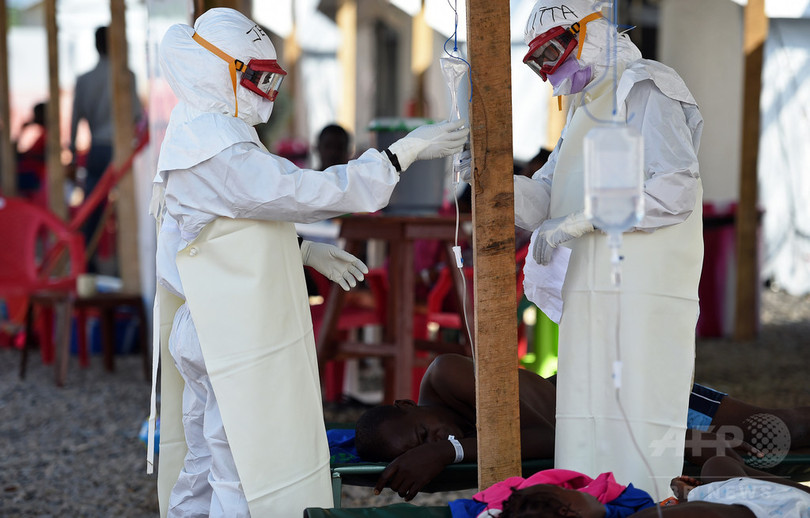 シエラレオネで新たなエボラ熱死者、流行終息遠のく シエラレオネで新たなエボラ熱死者、流行終息遠のく