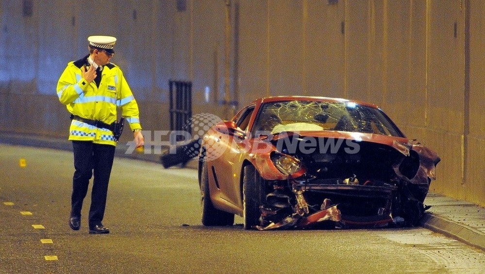 クリスティアーノ・ロナウドに処分なし、フェラーリ大破の交通事故 写真1枚 国際ニュース：AFPBB News(01)