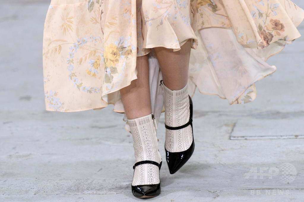 「ヴェロニク・ブランキーノ」17年春夏