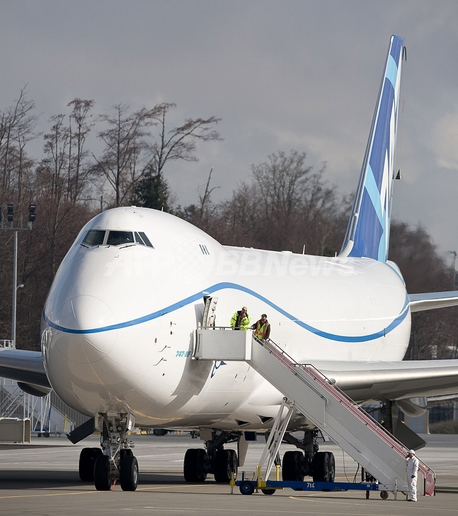 ボーイングの最新ジャンボジェット「747-8」型機が初飛行、米国 写真8