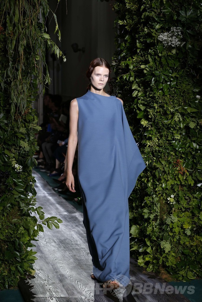 古き良き芸術を現代風にアレンジ、「ヴァレンティノ」14/15年秋冬オートクチュール