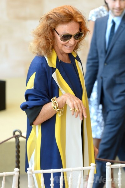 オバマ夫人がテープカット、アナ・ウィンター・コスチューム・センター開館式