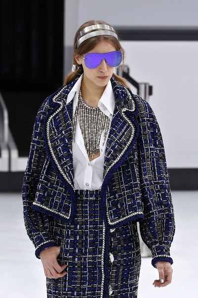 「シャネル」16年春夏コレクション