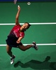 バドミントン、BWFワールドスーパーシリーズファイナルズ、女子シングルス準決勝。リターンを打つ奥原希望（2015年12月12日撮影）。(c)AFP/MARWAN NAAMANI