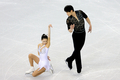 フィギュアスケート四大陸選手権2009（%%ISU Four Continents Figure Skating Championships 2009%%）ペア・ショートプログラム（SP）、63.20点を記録し3位につけた中国の張丹（%%Zhang Dan%%、ツァン・ダン、左）／張昊（%%Zhang Hao%%、ツァン・ハオ）。（2009年2月4日撮影）(c)AFP/Getty Images/Matthew Stockman