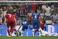 UEFAスーパーカップ、リバプール対チェルシー。ゴールを決めるリバプールのサディオ・マネ（右、2019年8月14日撮影）。(c)OZAN KOSE / AFP