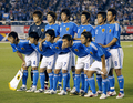 試合前の写真撮影に臨む日本のスターティングメンバー。（2008年7月30日撮影）(c)AFP/TOSHIFUMI KITAMURA