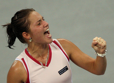 ボンダレンコ イワノビッチを破り準々決勝へ