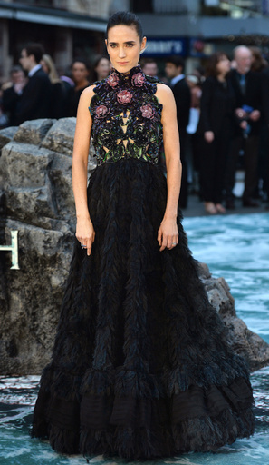 ジェニファー・コネリー、『ノア 約束の舟』ロンドンプレミアで着用したのは・・・