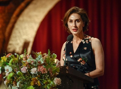 ノーベル賞授賞式、ディラン氏がメッセージ「受賞できて光栄」