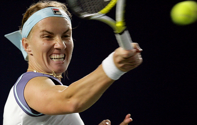 クズネツォワ 鄭潔を下し中国オープン決勝進出