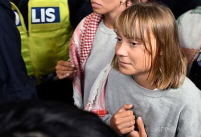 グレタさん、スウェーデン首都の空港に帰国