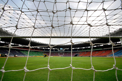 ゴールポストをずらしたゴールキーパーにおとがめなし