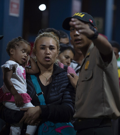 暴力・迫害からの避難者、世界で7000万人に 国連報告