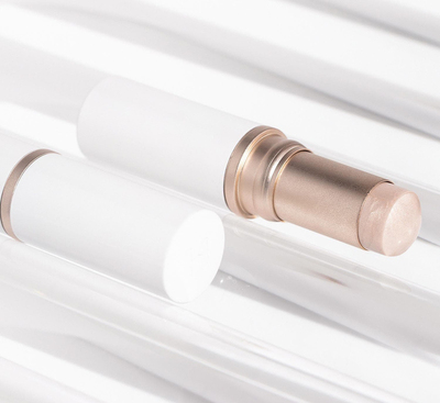 今年の春はしっとりメイク! (下) – KOREA WAVE