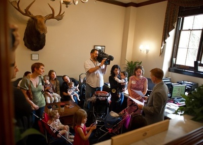 米上院、銃規制法案を否決 オバマ大統領「恥ずべき日」と非難