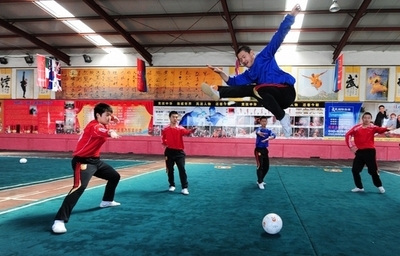 中国サッカーの切り札？「カンフーサッカー」講座、北京に開講