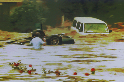 豪州の水害被害拡大、鉄砲水で1人死亡