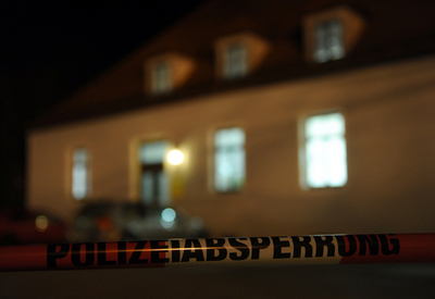 法廷で被告が検察官を射殺、ドイツ