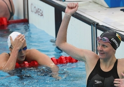 コベントリー 女子100メートル背泳ぎで世界新記録