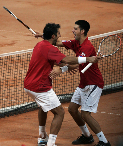 セルビア 第3試合を制しワールドグループ昇格に王手