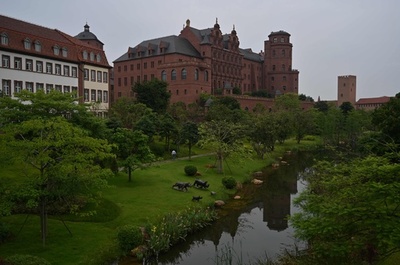 ファーウェイの「ディズニー風」新キャンパス 裏に政府の援助