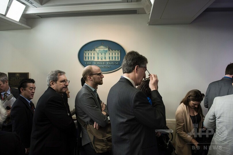 米政府、会見から主要メディア締め出し トランプ氏批判のCNNなど