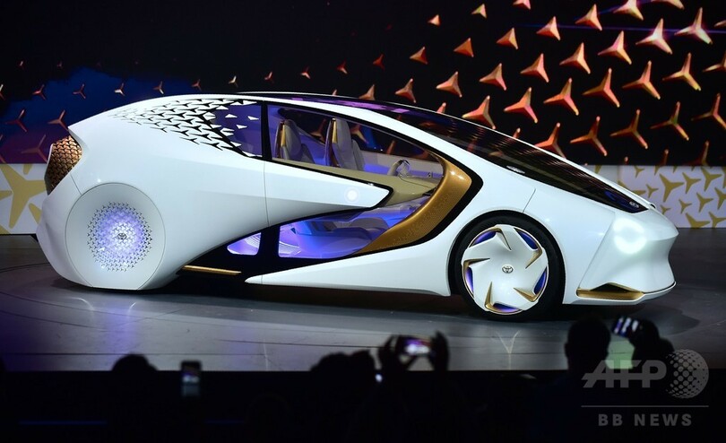 トヨタ、AI搭載の自動車「コンセプト・愛」を発表