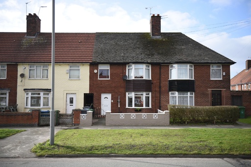 ポール・マッカートニー生家の庭の葉っぱ 東京でポール・マッカートニーが植えた「ポールの木」 - 庭を歩いて