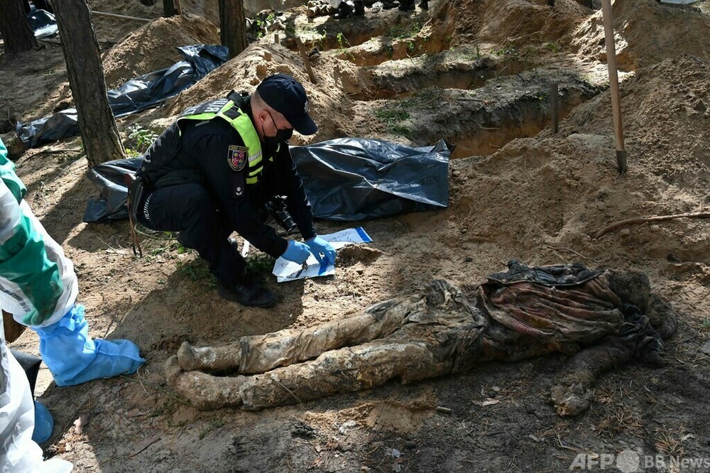  iOS 13.2で見つかったiPhone 11および11 Pro用の新しいスマートバッテリーケースの画像