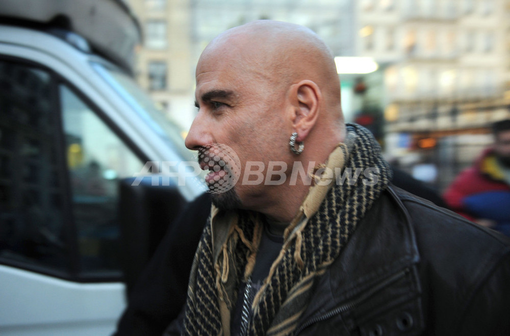 J・トラヴォルタの出演作、パリで撮影 写真3枚 国際ニュース:AFPBB News