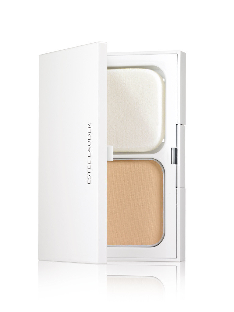 「エスティ ローダー」新 パウダー ファンデーション、3月11日発売