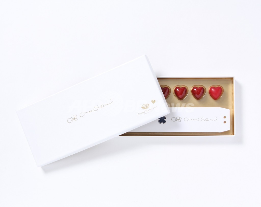 クルチアーニc と ピエール マルコリーニ がコラボ キュートな限定ギフトに注目 写真2枚 マリ クレール スタイル Marie Claire Style