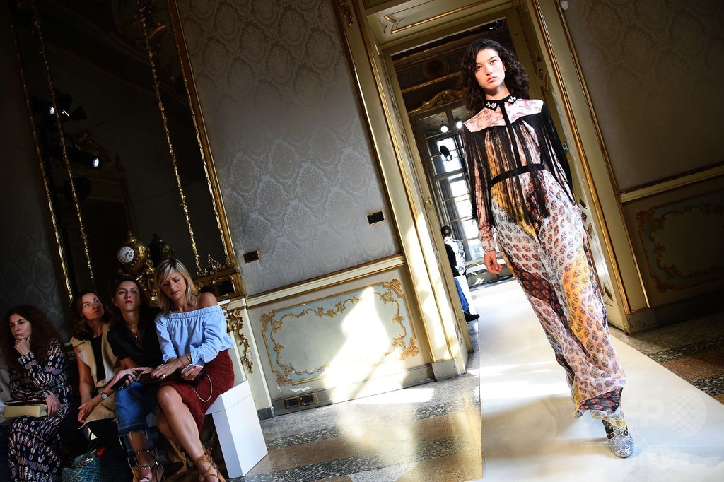 「ジャンバ」17年春夏