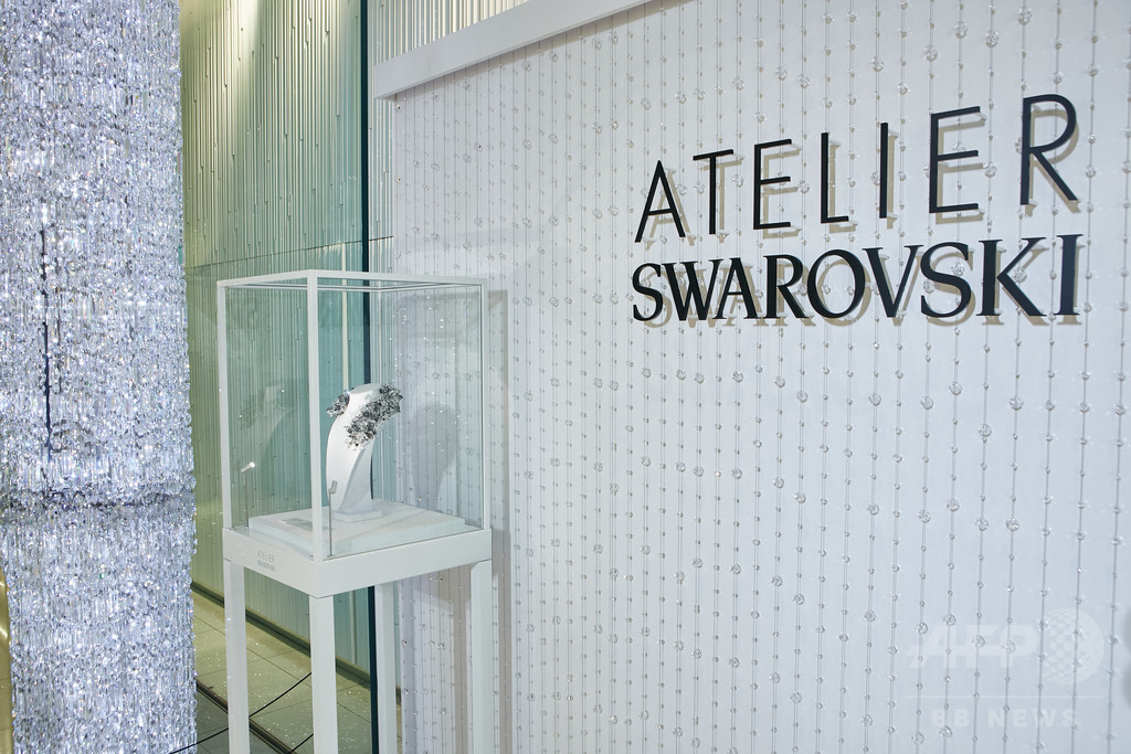 スワロフスキー銀座オープン10周年記念、「アトリエ・スワロフスキー」展覧会