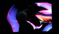 中国家電大手の海信集団（ハイセンス）のブースを見学する来場者（2024年1月10日撮影）。(c)Xinhua News