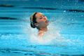 第15回世界水泳選手権（15th FINA World Championships）は24日、スペイン・バルセロナ（Barcelona）でシンクロナイズドスイミングのソロフリールーティン（FR）決勝が行われ、ロシアのスベトラナ・ロマシナ（Svetlana Romashina）が優勝した。

2位には中国の黄雪辰（Huang Xuechen）、3位にはスペインのオナ・カルボネール・バレステロ（Ona Carbonell Ballestero）が入った。

ソロFR決勝の演技に臨む乾友紀子（Yukiko Inui、2013年7月24日撮影）。(c)AFP/JAVIER SORIANO
