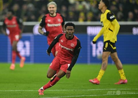 レバークーゼン、体調不良者続出のドルトに勝利 写真5枚 国際