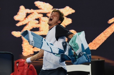 劇的試合に水差す激高、錦織の相手が謝罪「あれは自分ではない」