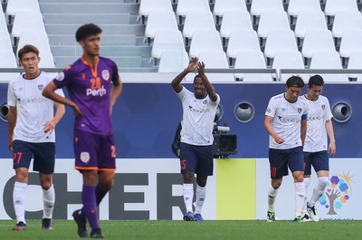 FC東京がACL16強入り、アダイウトンが決勝弾