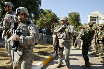 イラク駐留米軍、最初の一旅団約5000人の撤退を27日から開始